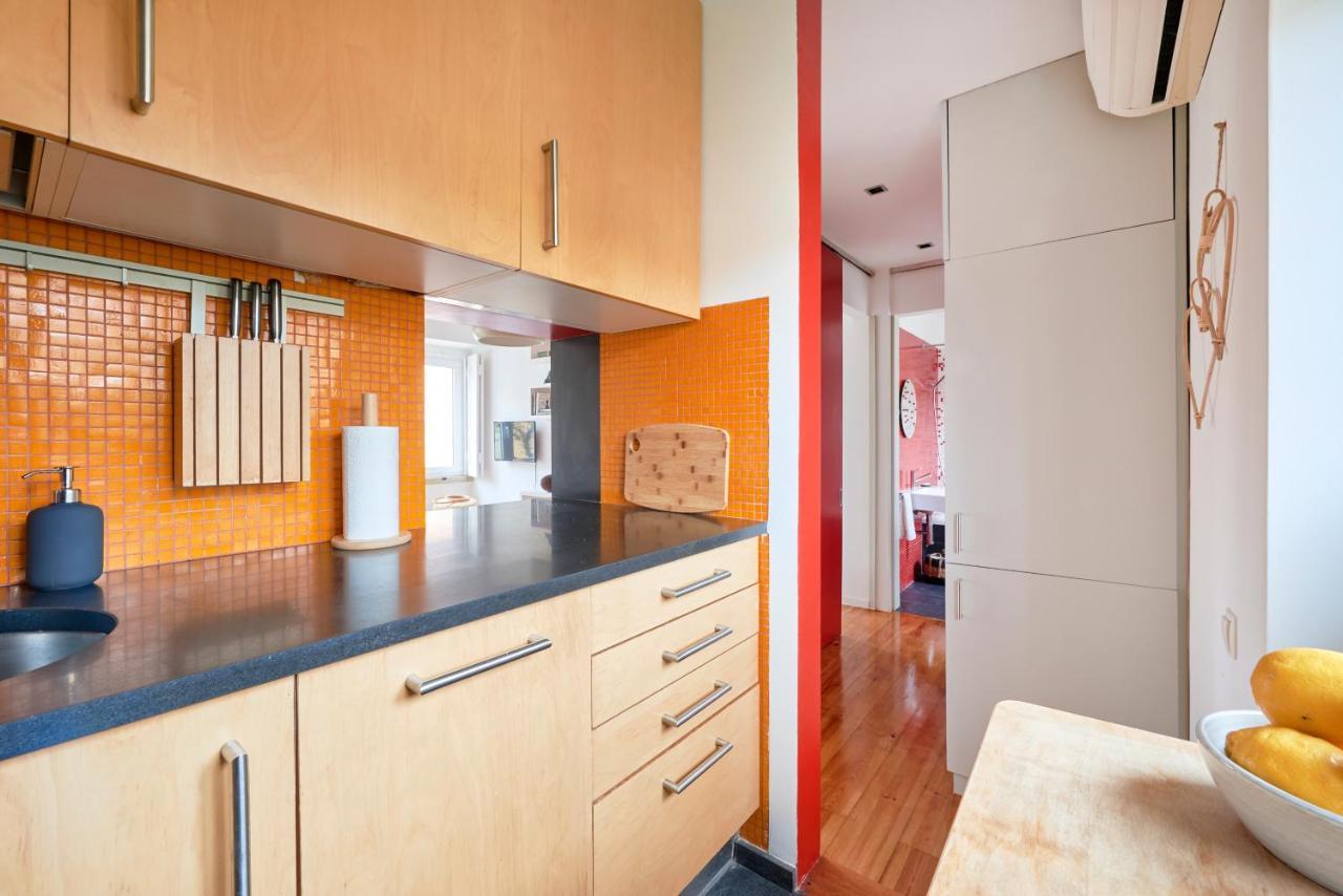 Sunny Renovated Apt With Ac, By Timecooler Lisboa Екстериор снимка